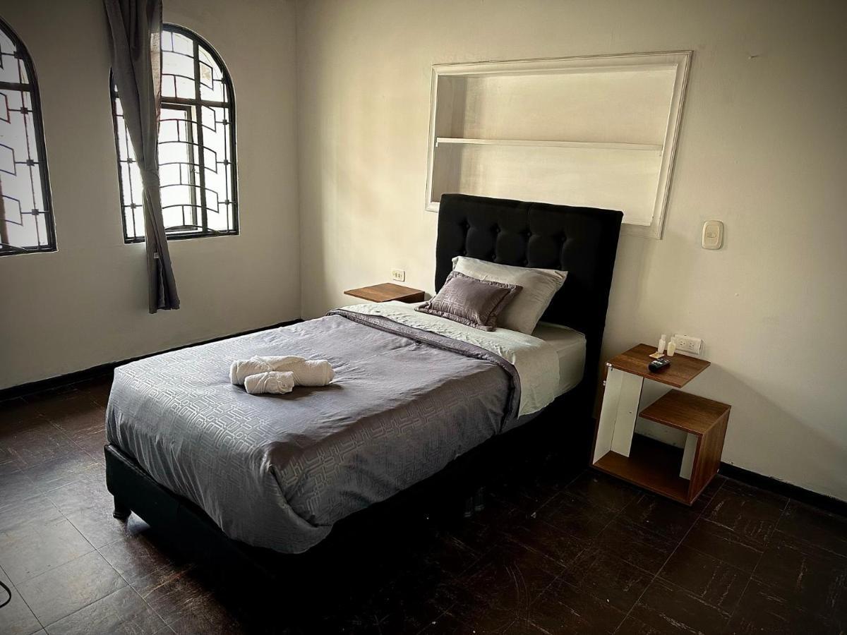 H&L Boutique Hotell Bogotá Eksteriør bilde